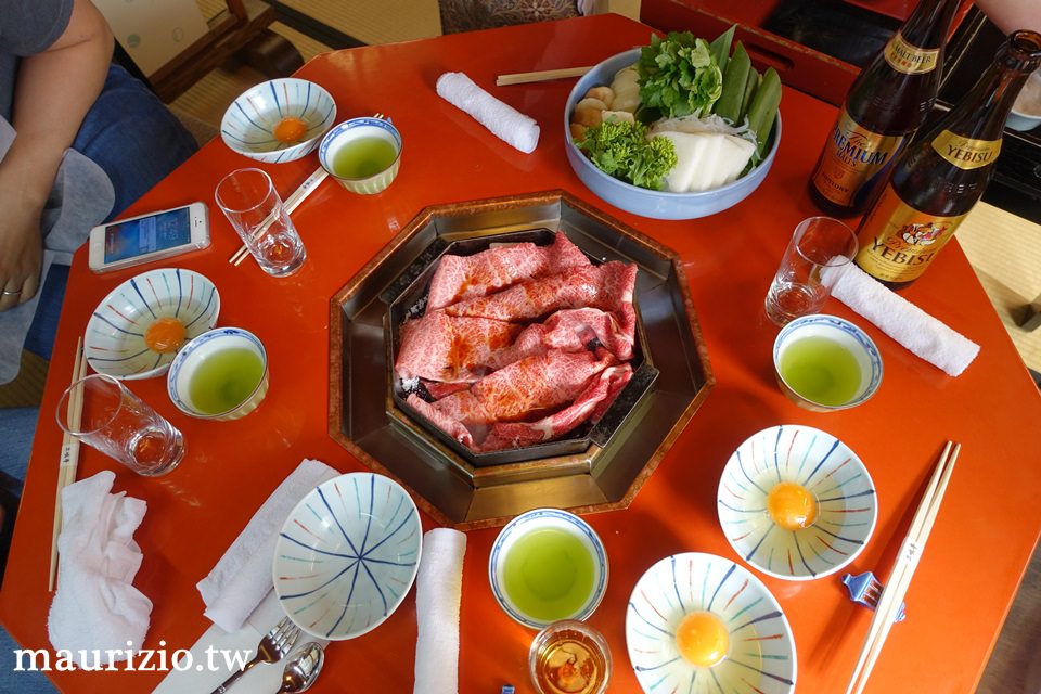 [京都] 二訪京都百年老店三嶋亭頂級黑毛和牛壽喜燒 – 大理石般的油花分布入口即化讓人再三回味